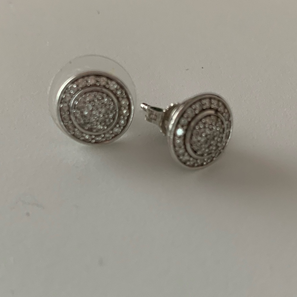 Authentic David Yurman Diamond Earrings